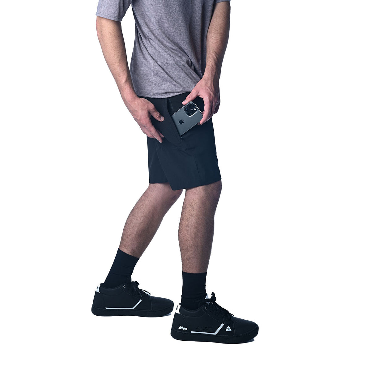 TASCO MTB Sessions hybrid MTB Shorts, black on body, phone pocket