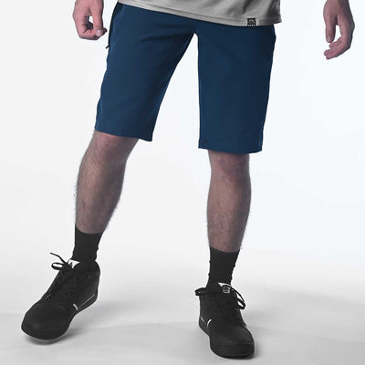 TASCO MTB Scout Shorts - Dirty Navy - On body fit